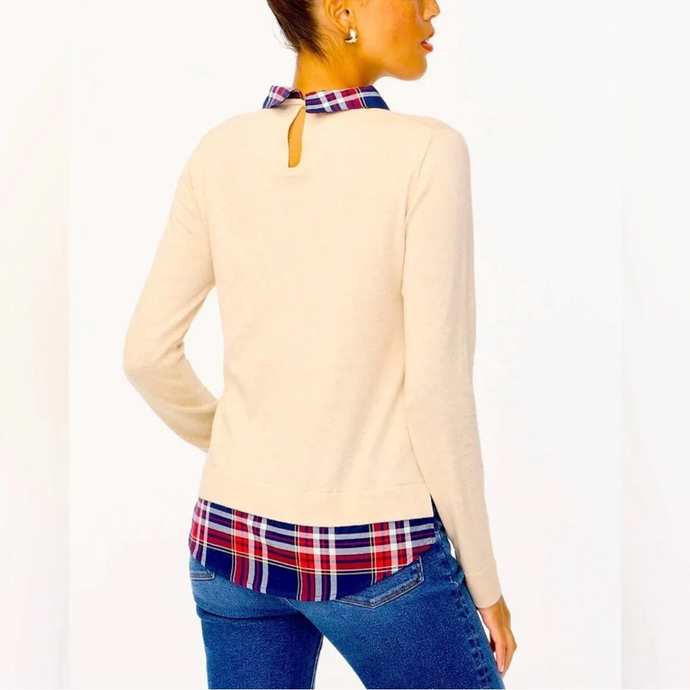 💙J. Crew Cream Crew Neck Sweater with Red Faux Shirt Hem